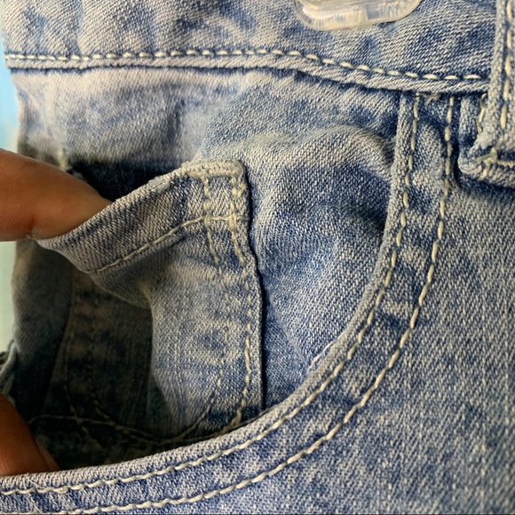 S.O.- Denim Shorts w/Patches size 15 - Picture 4 of 12